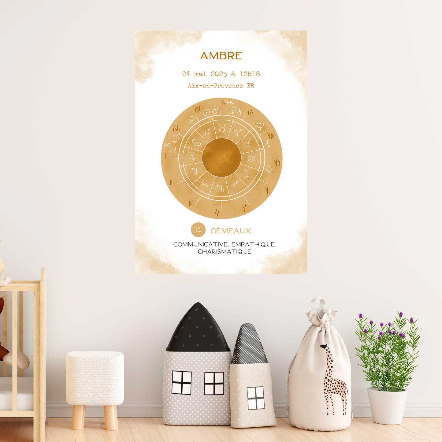 Affiche astrologique personnalisée Gémeaux pour bébé, tableau mural doré accroché dans une chambre d’enfant au style naturel et épuré.
